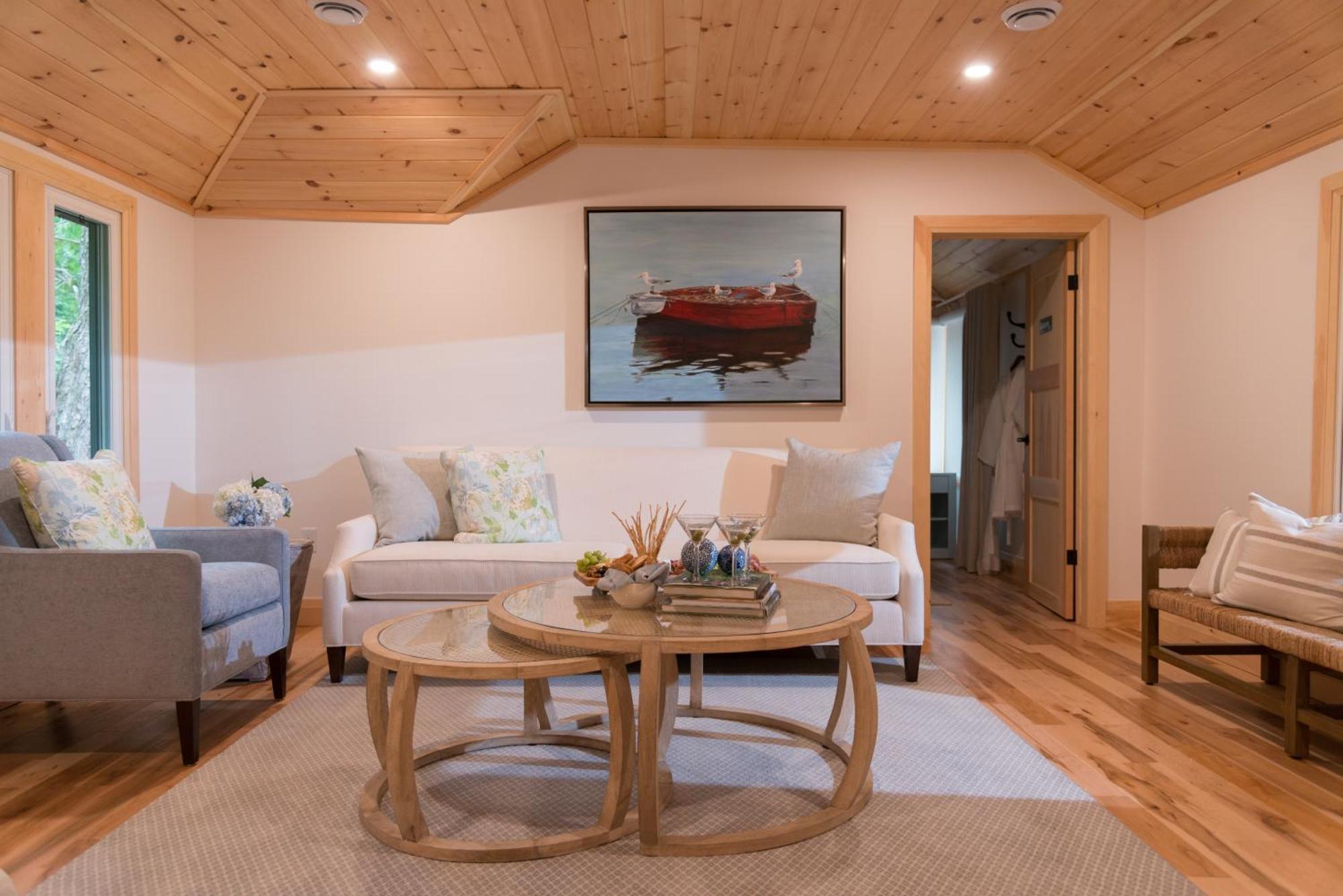 Готель Haliburton Post House Minden Екстер'єр фото
